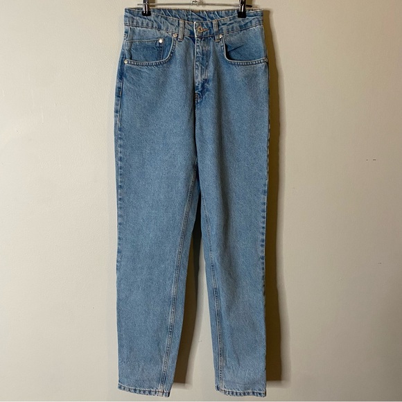 The Ragged Priest Butt Rip Mom Jeans - Picture 2 of 9